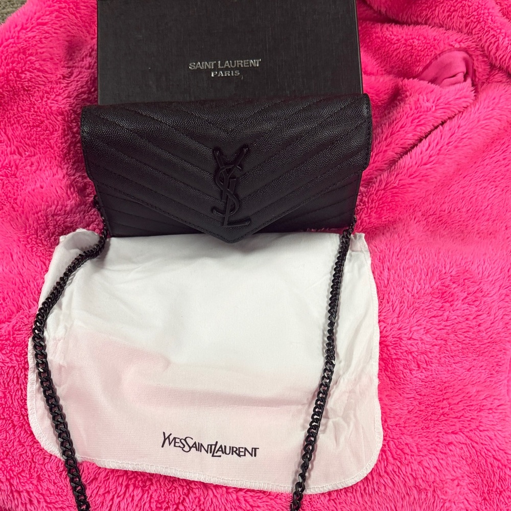 Saint Laurent Black Quilted Chain Crossbody Wallet - Picture 2 of 10